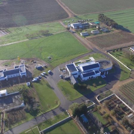 杜班维尔 Loch Lynne Estate酒店 外观 照片